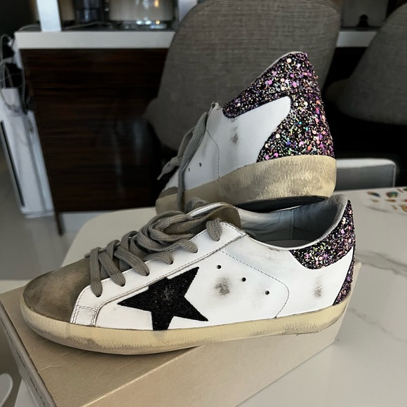 Net á Porter exclusivity Golden Goose Superstar Brand New - Picture 1 of 7